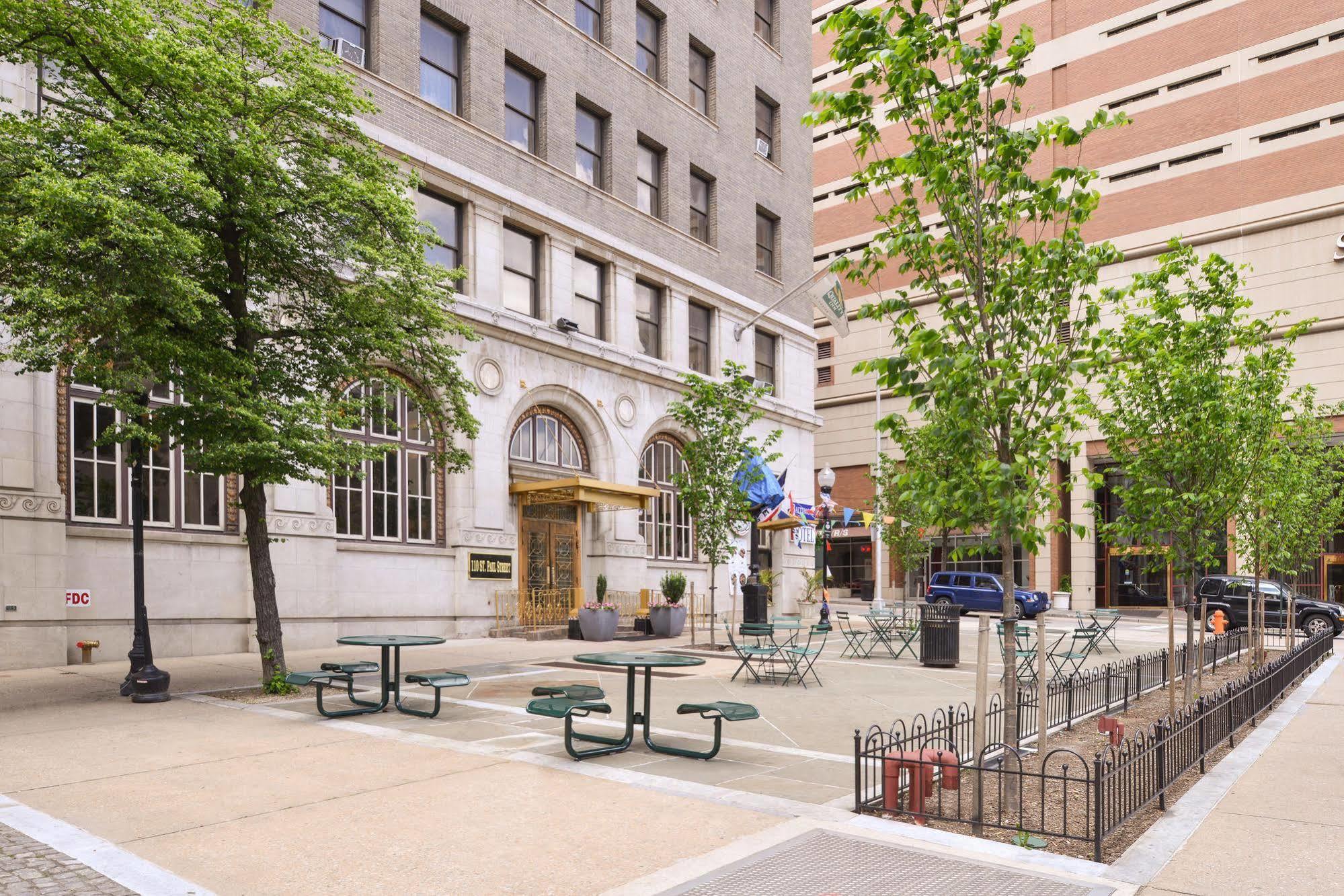 Baltimore Plaza Hotel Extérieur photo